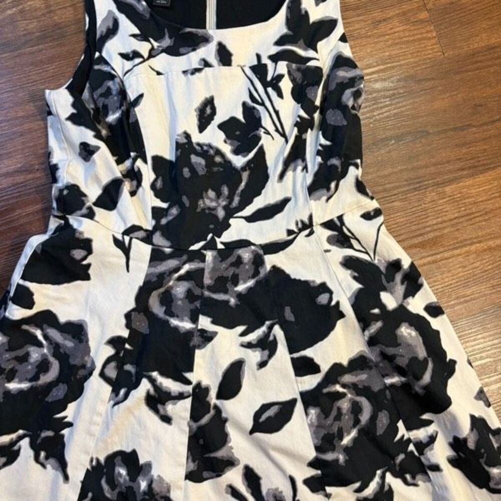 INC International Concept Floral Dress size 10 black white